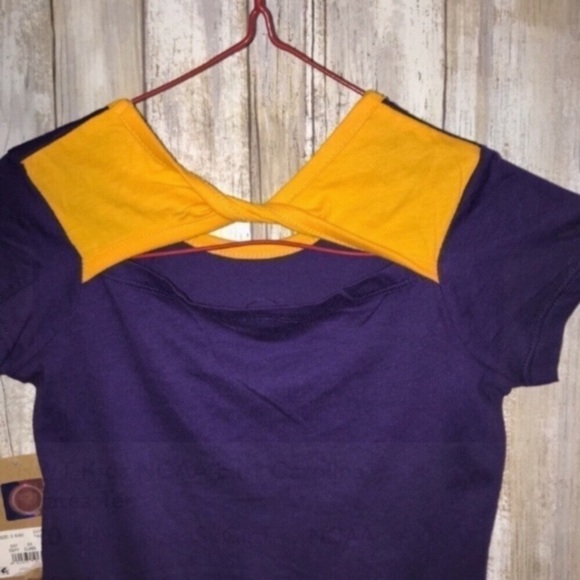 NWT Carolina Tee - Picture 4 of 4